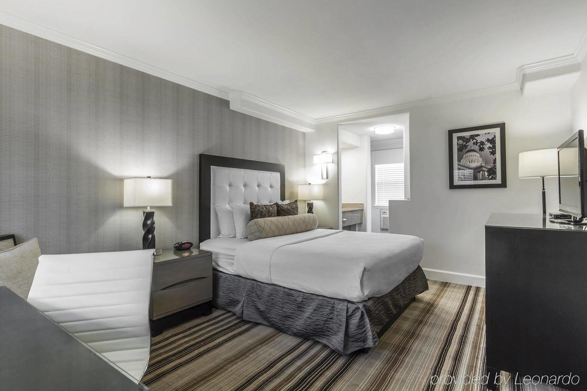 Inn Off Capitol Park, Ascend Hotel Collection Сакраменто Экстерьер фото